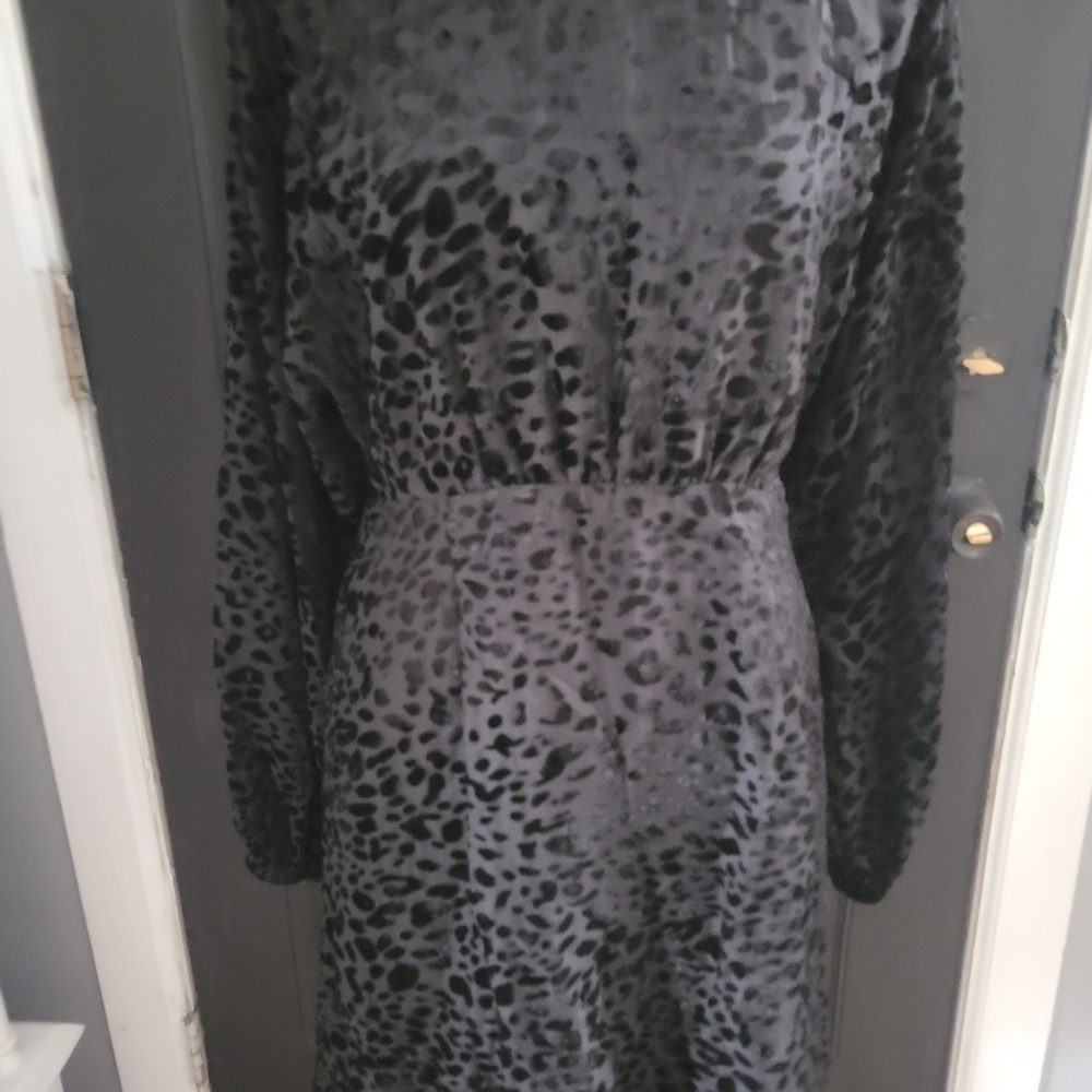 New Yas Black Animal Print Dress